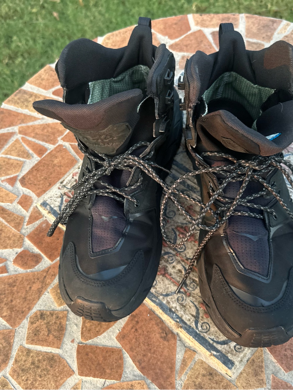 HOKA ONE ONE Anacapa Mid GTX Waterproof Hiking Boots – Men's Black size 10.5D
